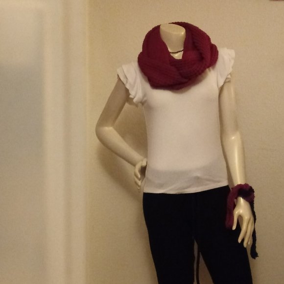 Burgundy Scarf and Head or wristband - Picture 4 of 15